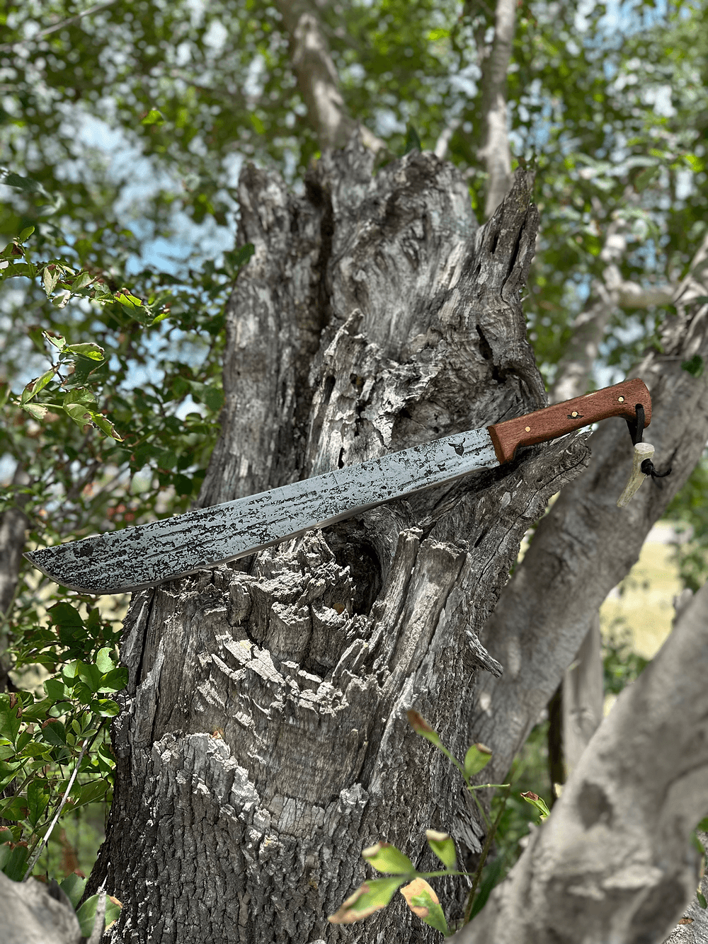 Machete 18’ (Mesquite)